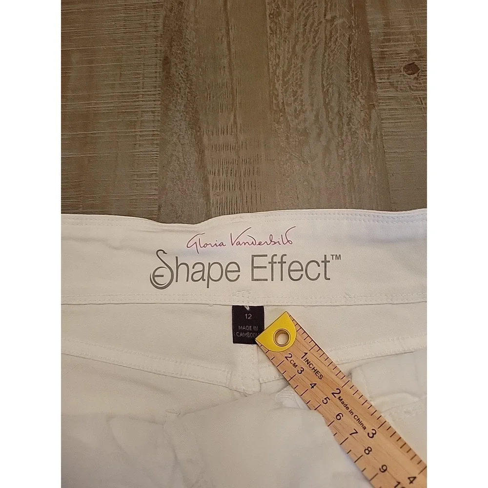 Gloria Vanderbilt  Shape Effect Pull-One‎ Flared-Leg Capri Size 12